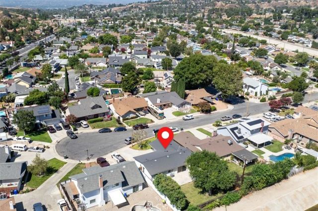 27912 Newbird Drive, Saugus, CA 91350