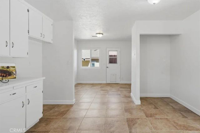 27912 Newbird Drive, Saugus, CA 91350