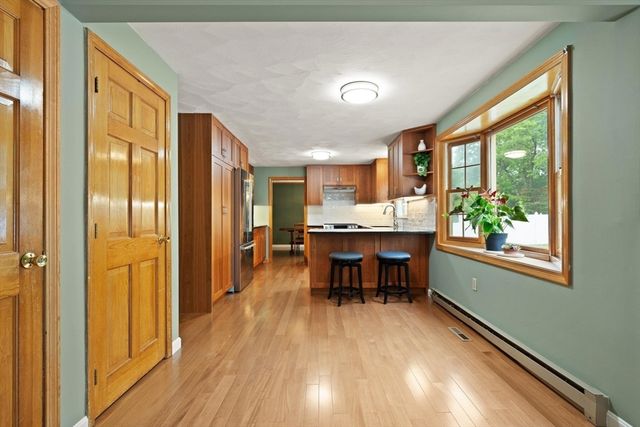 214 Mccarthy Way, Tewksbury, MA 01876