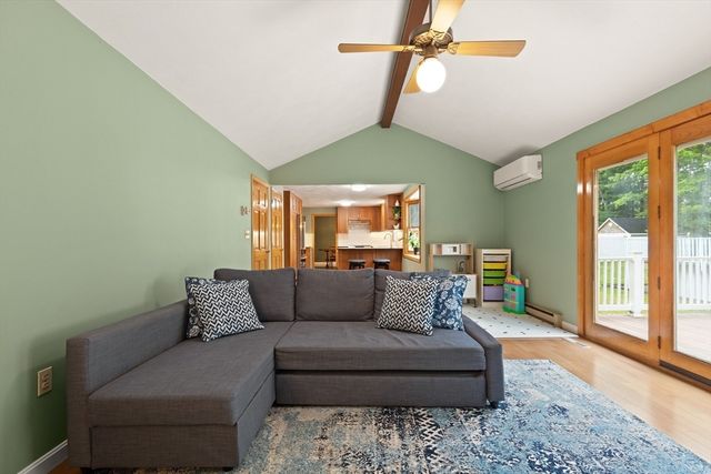 214 Mccarthy Way, Tewksbury, MA 01876