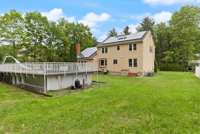 214 Mccarthy Way, Tewksbury, MA 01876