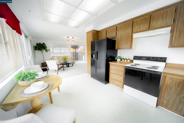 5581 Gonzalez Ct, Concord, CA 94521