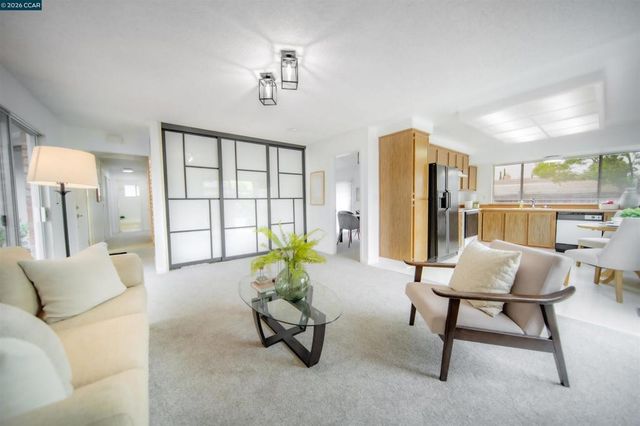 5581 Gonzalez Ct, Concord, CA 94521