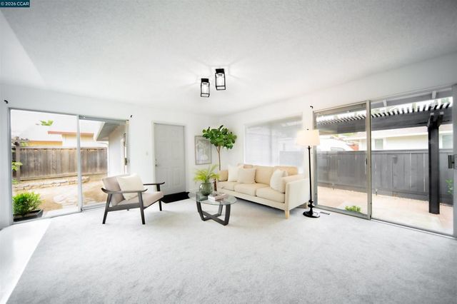 5581 Gonzalez Ct, Concord, CA 94521