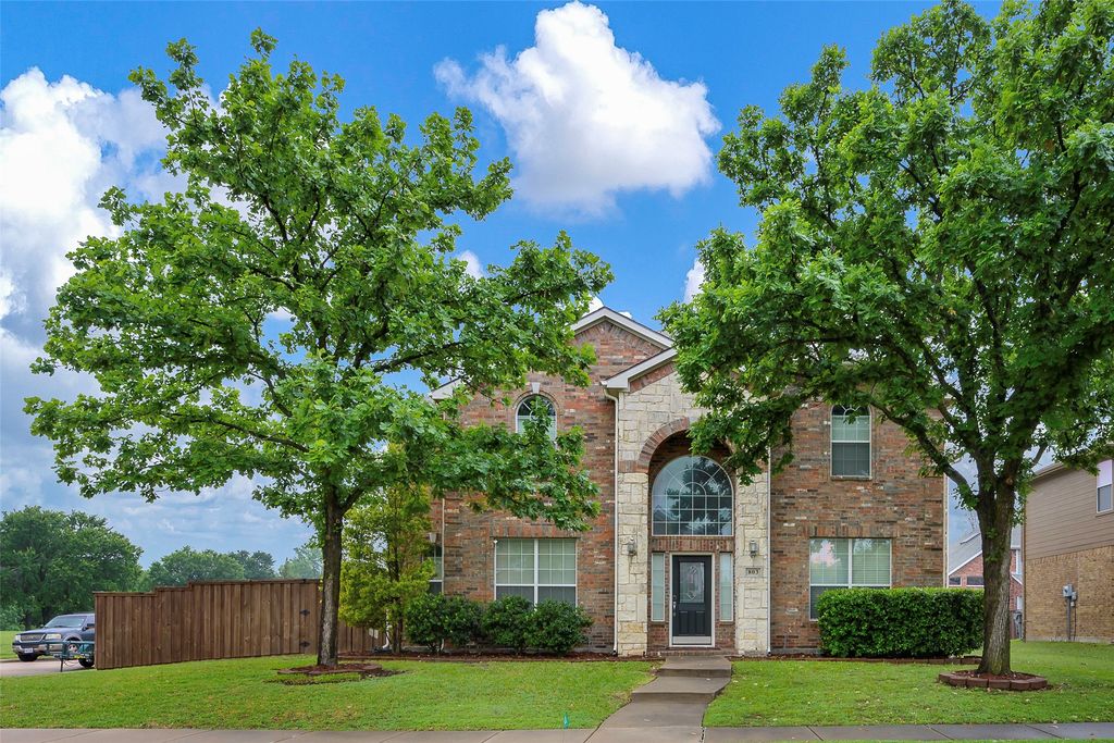 803 Cascades Drive, Allen, TX 75002