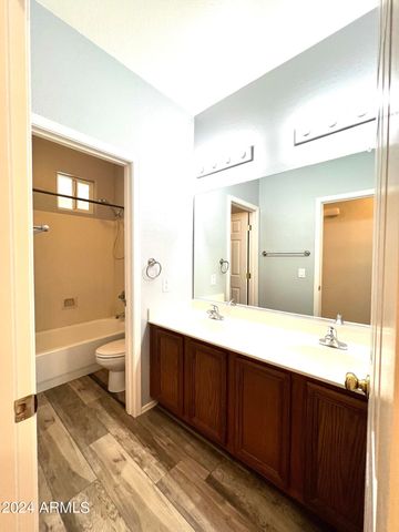 3464 E THORNTON Avenue, Gilbert, AZ 85297