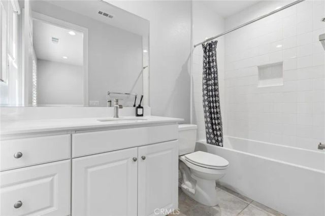 126 Imagination Trail, Irvine, CA 92620