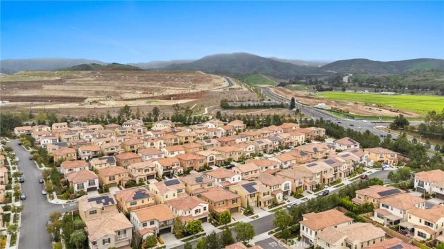 126 Imagination Trail, Irvine, CA 92620