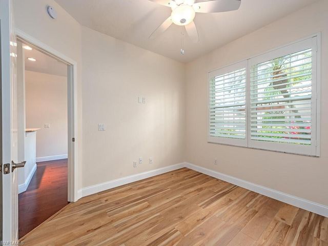 5697 Heron LN 602, Naples, FL 34110