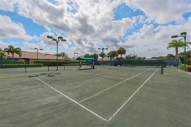 5697 Heron LN 602, Naples, FL 34110