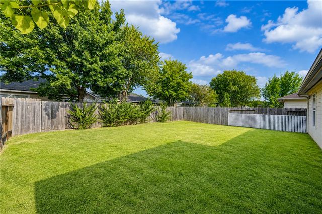 7602 Drifting Willow Court, Cypress, TX 77433