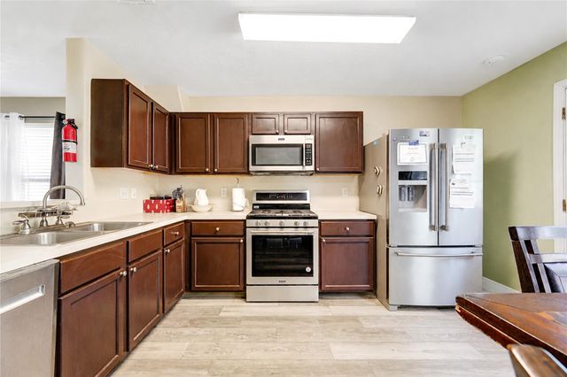 7602 Drifting Willow Court, Cypress, TX 77433