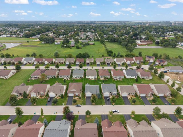 16808 Ennerdale Avenue, Lockport, IL 60441