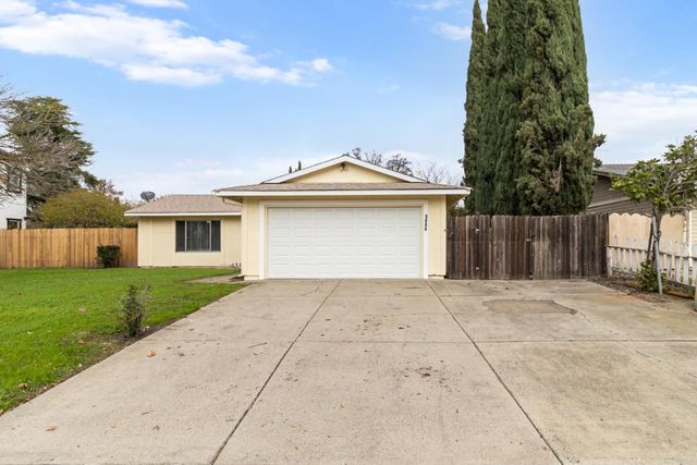 4965 Valley Hi Dr, Sacramento, CA 95823