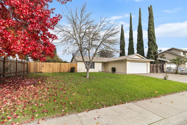 4965 Valley Hi Dr, Sacramento, CA 95823