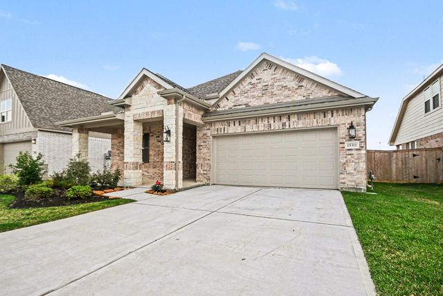 15311 Laurel Oak Lane, Santa Fe, TX 77517