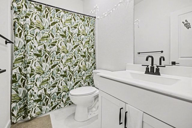 15311 Laurel Oak Lane, Santa Fe, TX 77517