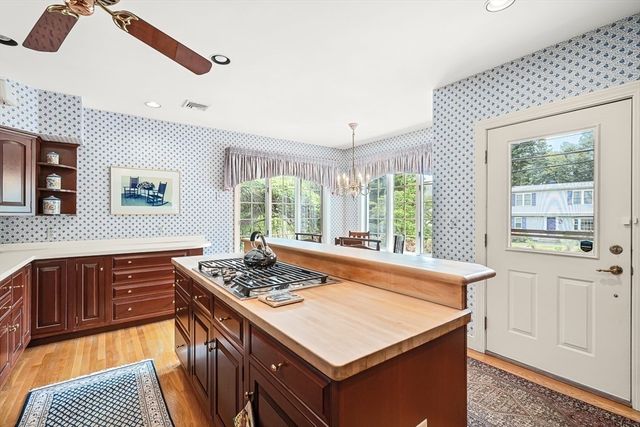 296 Linden St., Wellesley, MA 02481
