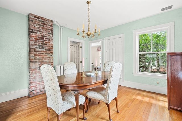 296 Linden St., Wellesley, MA 02481