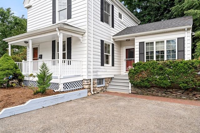 296 Linden St., Wellesley, MA 02481