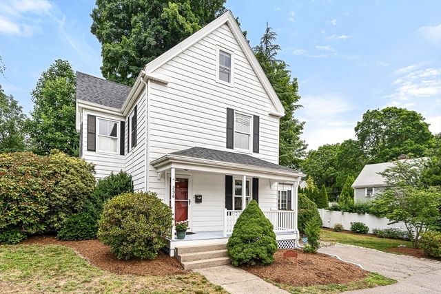 296 Linden St., Wellesley, MA 02481