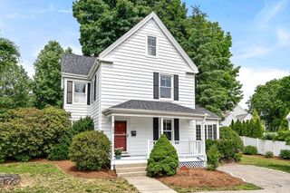296 Linden St., Wellesley, MA 02481