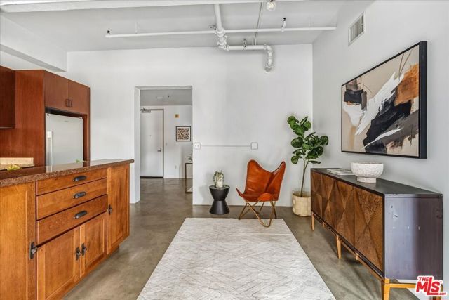 849 S Broadway 604, Los Angeles, CA 90014