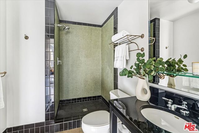 849 S Broadway 604, Los Angeles, CA 90014