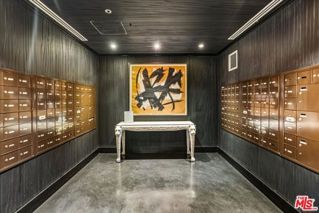 849 S Broadway 604, Los Angeles, CA 90014