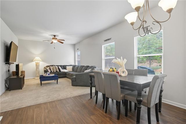 231 Magnaview Drive, Mcdonough, GA 30253