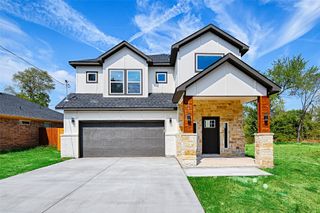210 Mineral Wells Street B, Terrell, TX 75160