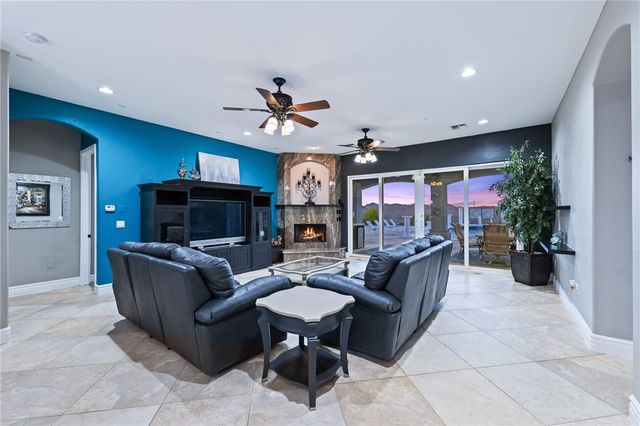 3427 Sun Lane, Bullhead City, AZ 86429