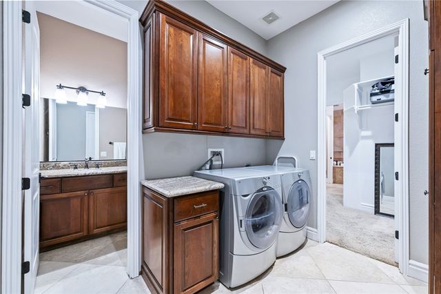 3427 Sun Lane, Bullhead City, AZ 86429