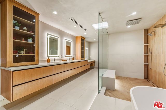 3084 Franklin Canyon Drive, Beverly Hills, CA 90210