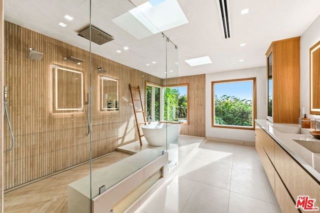 3084 Franklin Canyon Drive, Beverly Hills, CA 90210