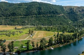 842 W Riverside Dr, St. Maries, ID 83861