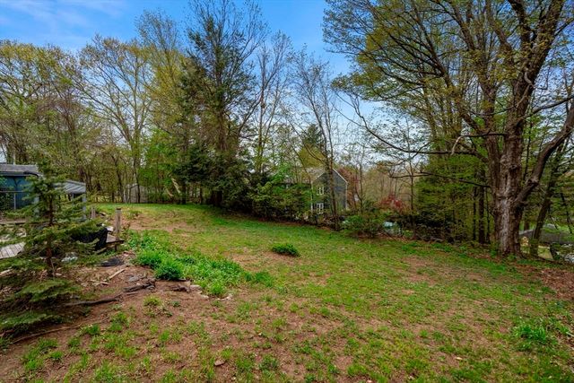 16 Oxford St, West Boylston, MA 01583