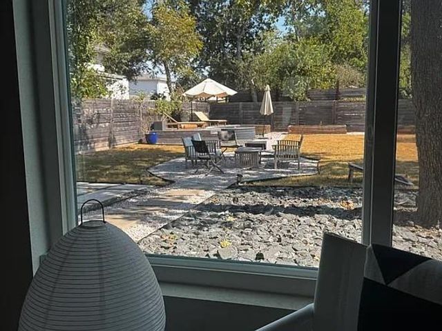 4405 Banister LN B, Austin, TX 78745