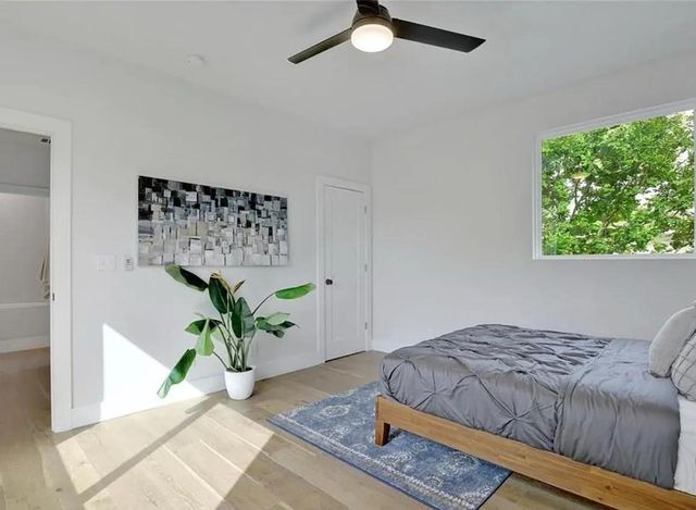 4405 Banister LN B, Austin, TX 78745