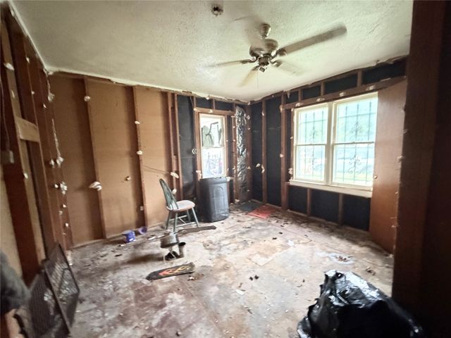 5054 Flamingo Road, Fort Worth, TX 76119