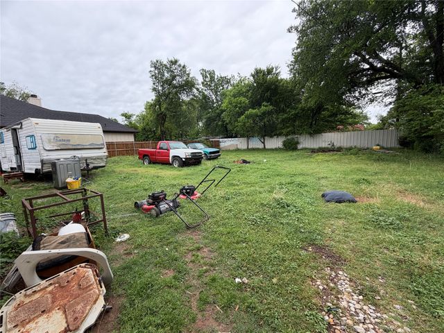 5054 Flamingo Road, Fort Worth, TX 76119