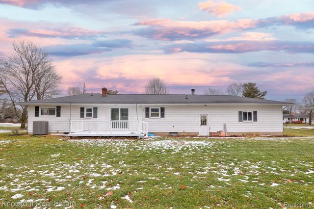 11086 N Evergreen Drive, Birch Run Township, MI 48415