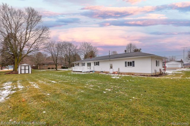 11086 N Evergreen Drive, Birch Run Township, MI 48415