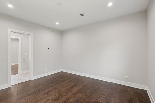 1744 Walnut Circle, Northbrook, IL 60062