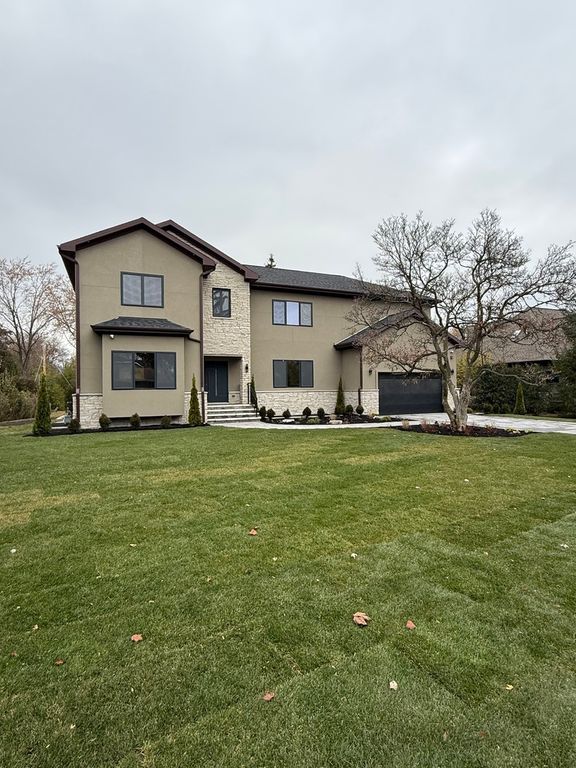 1744 Walnut Circle, Northbrook, IL 60062