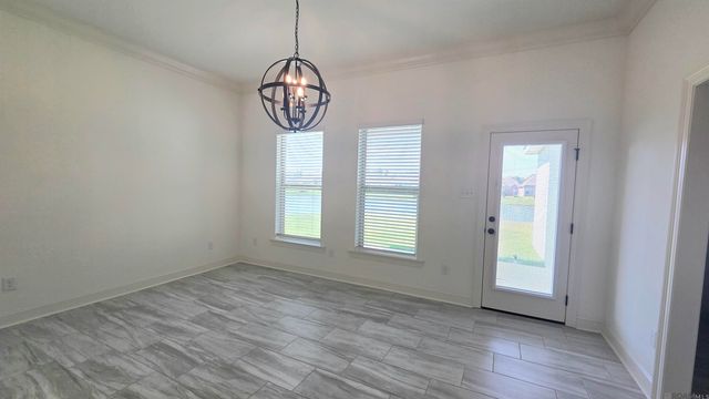 38429 Queen St, Prairieville, LA 70769