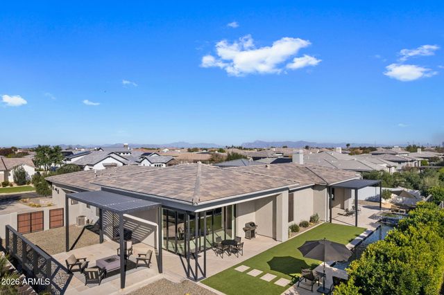 2725 E KINGBIRD Drive, Gilbert, AZ 85297