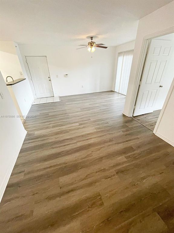 4081 San Marino Blvd 206, West Palm Beach, FL 33409