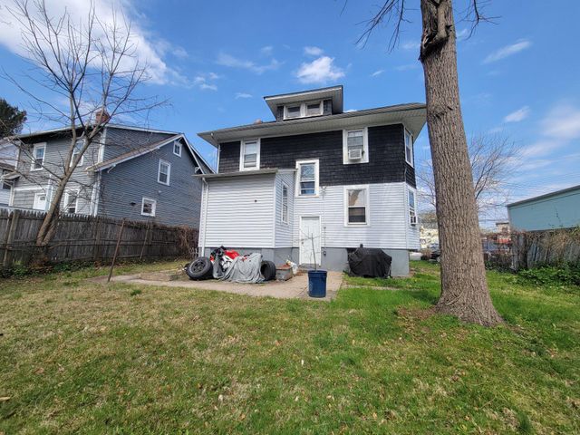 321 PARKWAY AVE, Trenton, NJ 08618