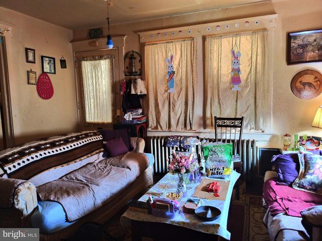 321 PARKWAY AVE, Trenton, NJ 08618